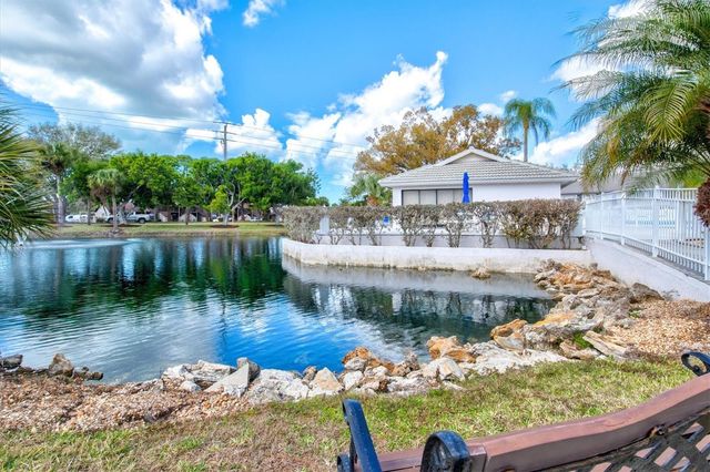 918 CAPRI ISLES BOULEVARD 205, Venice, FL 34292