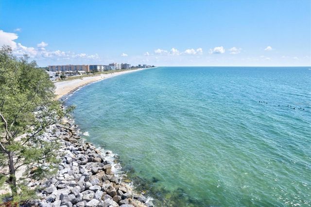 918 CAPRI ISLES BOULEVARD 205, Venice, FL 34292