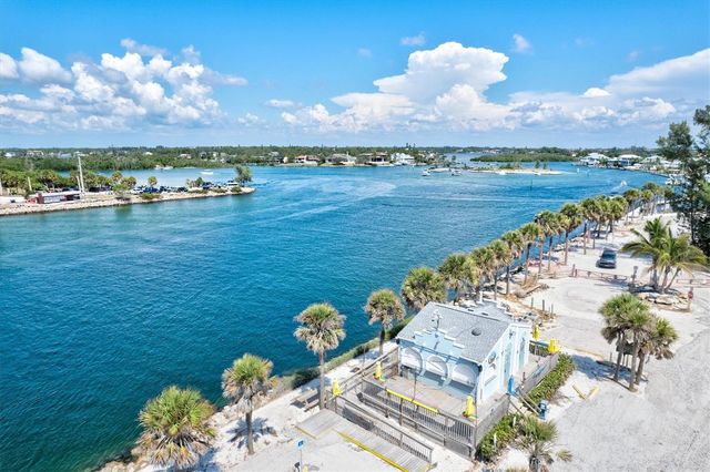 918 CAPRI ISLES BOULEVARD 205, Venice, FL 34292