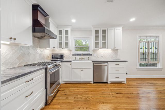 211 W 31st Street, Houston, TX 77018