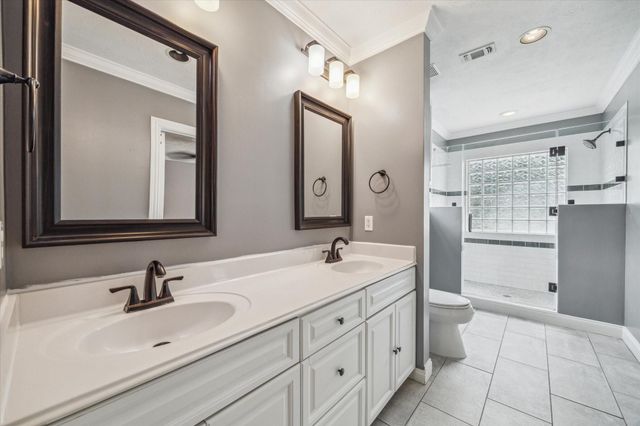 211 W 31st Street, Houston, TX 77018