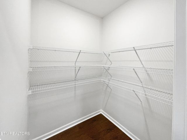 8125 Dennis Fox Lane, Knoxville, TN 37938