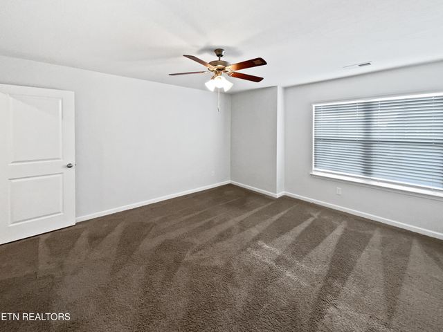 8125 Dennis Fox Lane, Knoxville, TN 37938