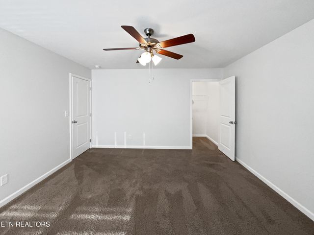 8125 Dennis Fox Lane, Knoxville, TN 37938