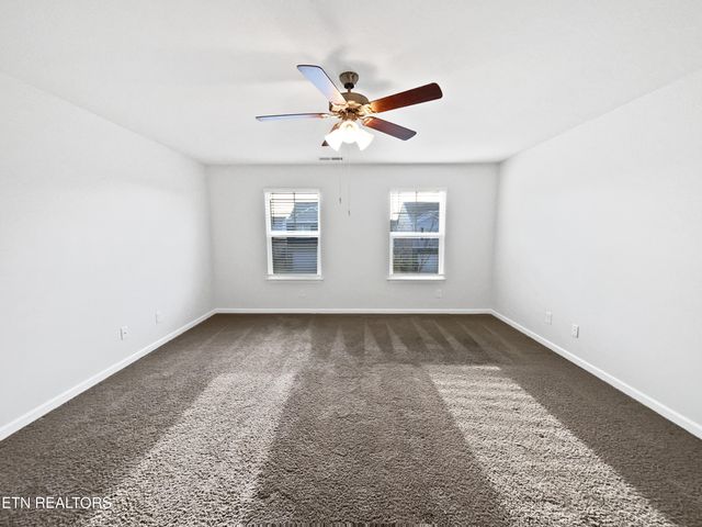 8125 Dennis Fox Lane, Knoxville, TN 37938