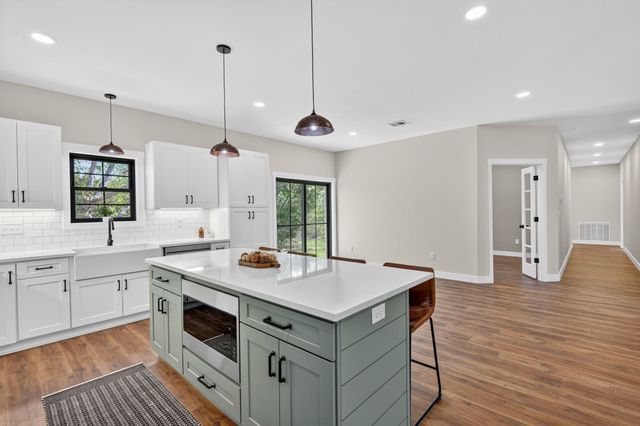 201 Private Road 4296, Clifton, TX 76634