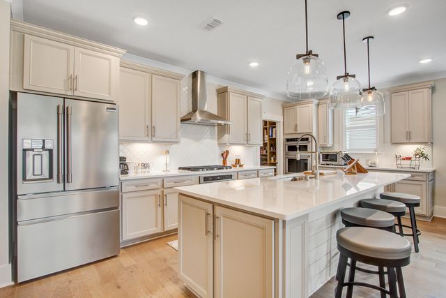 311 Autumn Azalea Way, Summerville, SC 29486