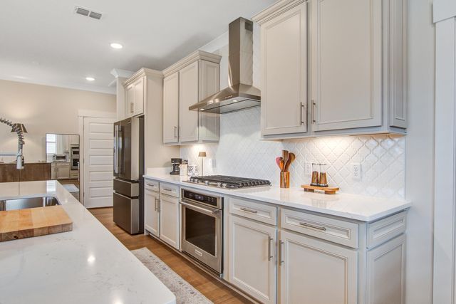 311 Autumn Azalea Way, Summerville, SC 29486