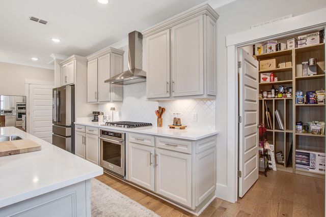 311 Autumn Azalea Way, Summerville, SC 29486