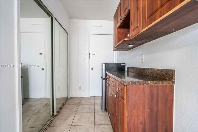 715 NE 6th St 5C, Fort Lauderdale, FL 33304