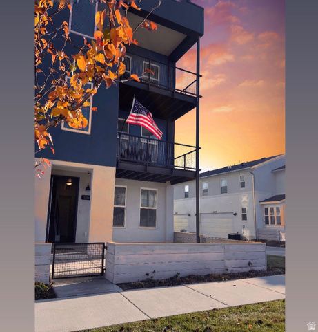 5261 W BOWSTRING WAY, South Jordan, UT 84009