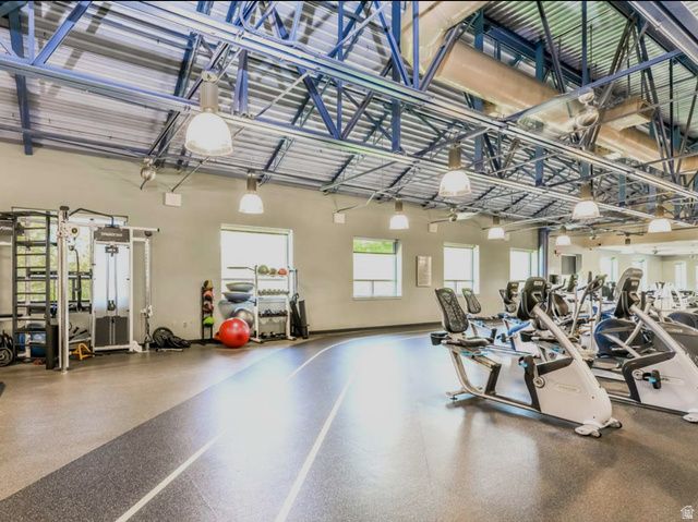 5261 W BOWSTRING WAY, South Jordan, UT 84009