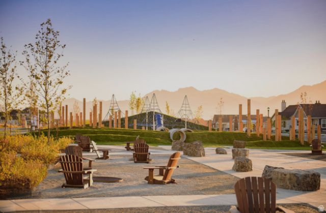 5261 W BOWSTRING WAY, South Jordan, UT 84009