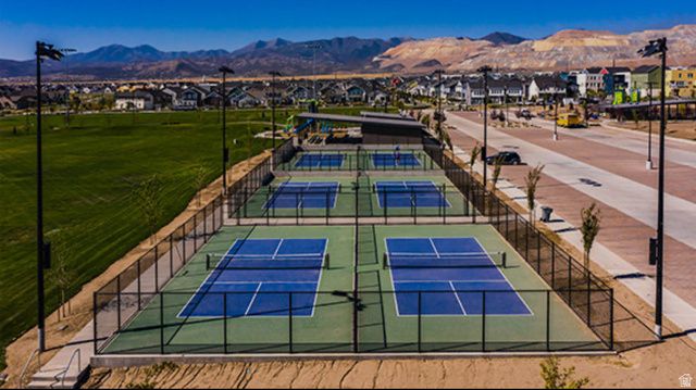 5261 W BOWSTRING WAY, South Jordan, UT 84009