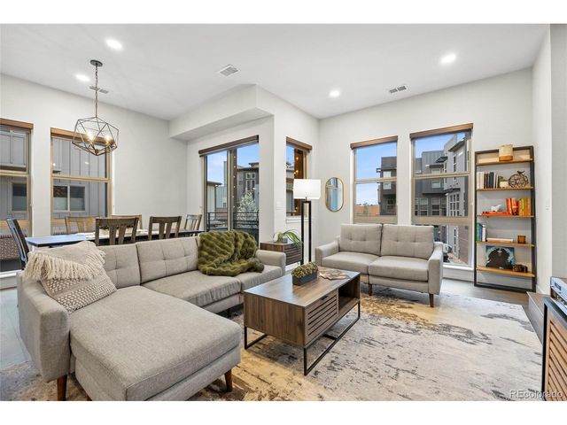 5009 S Platte River Pkwy, Littleton, CO 80123