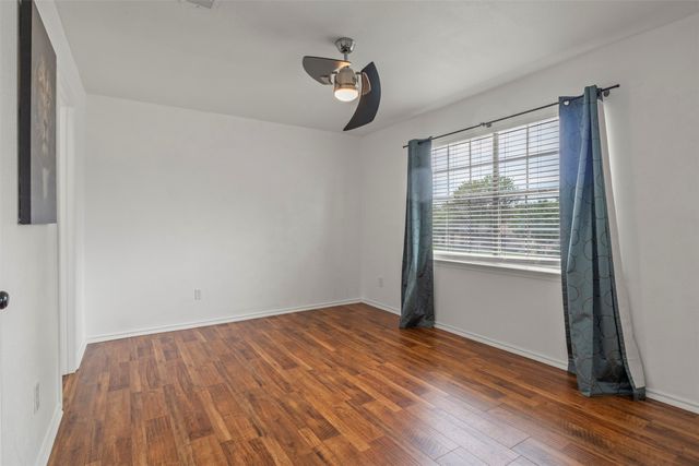901 Serenade Lane, Richardson, TX 75081