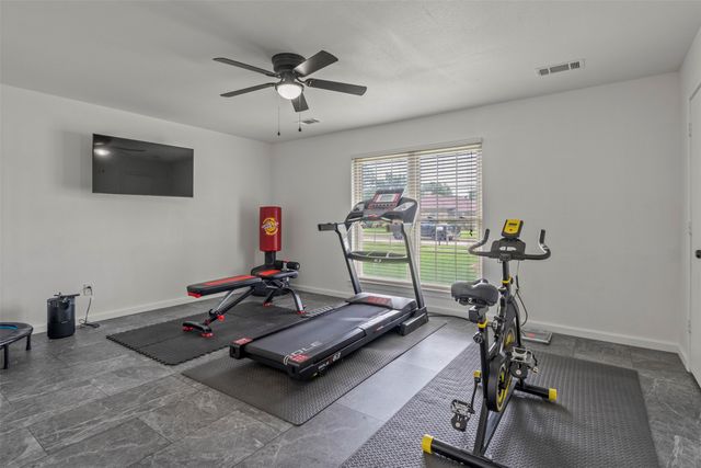 901 Serenade Lane, Richardson, TX 75081