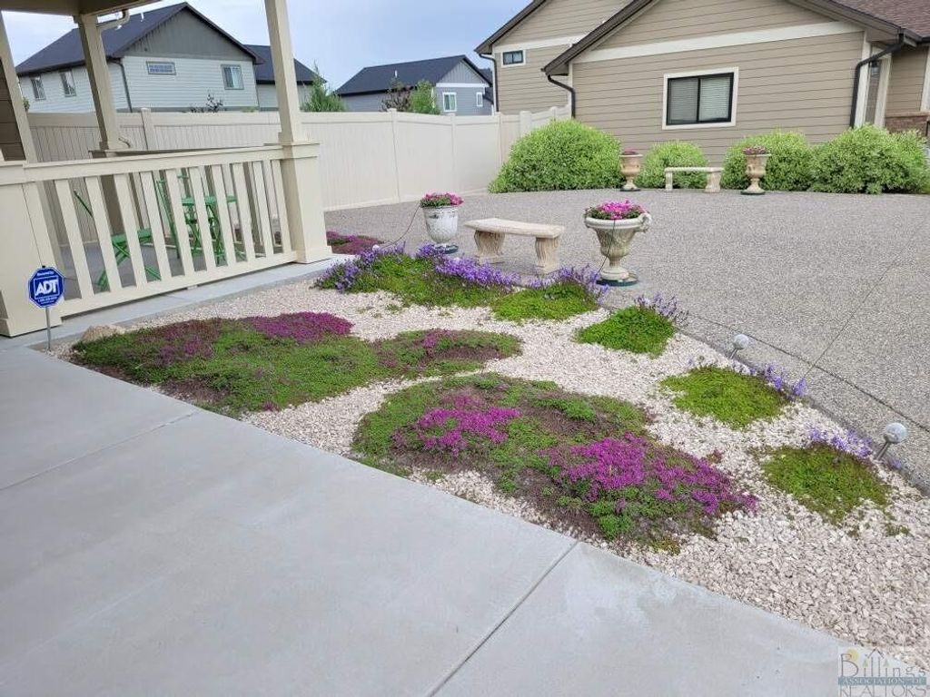 2645 Meadow Creek Loop, Billings, MT 59105 photo 2