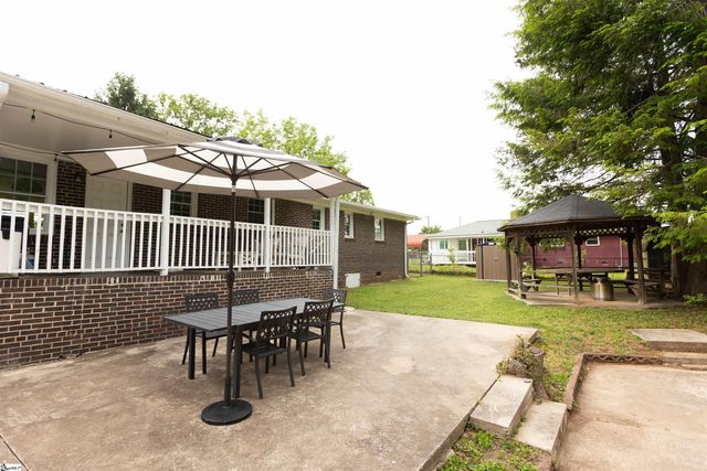 1 Oakdale Drive, Greenville, SC 29617