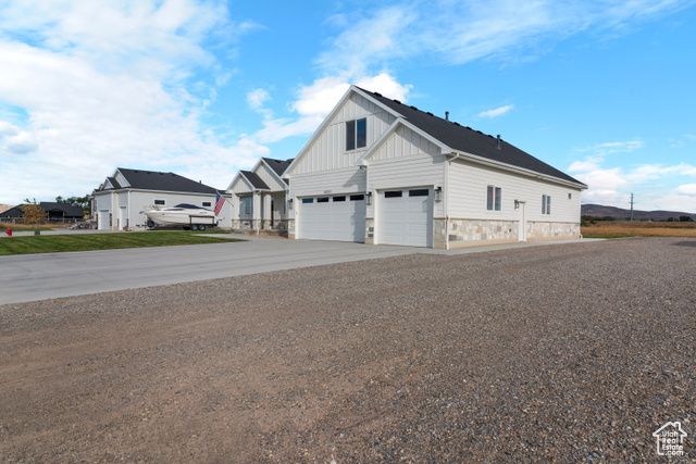 6690 W 10125 N, Tremonton, UT 84337