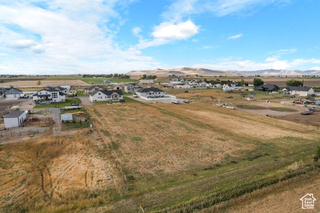 6690 W 10125 N, Tremonton, UT 84337