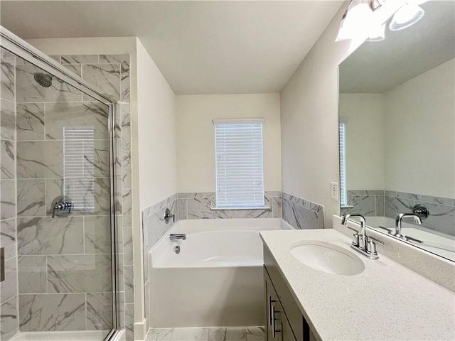 5855 Radford Loop, Fairburn, GA 30213