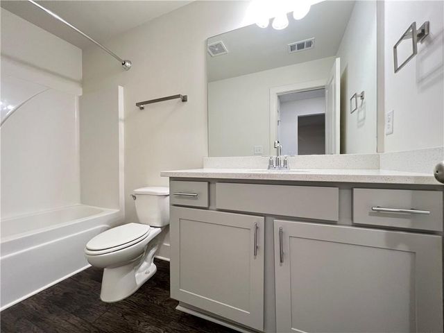 5855 Radford Loop, Fairburn, GA 30213