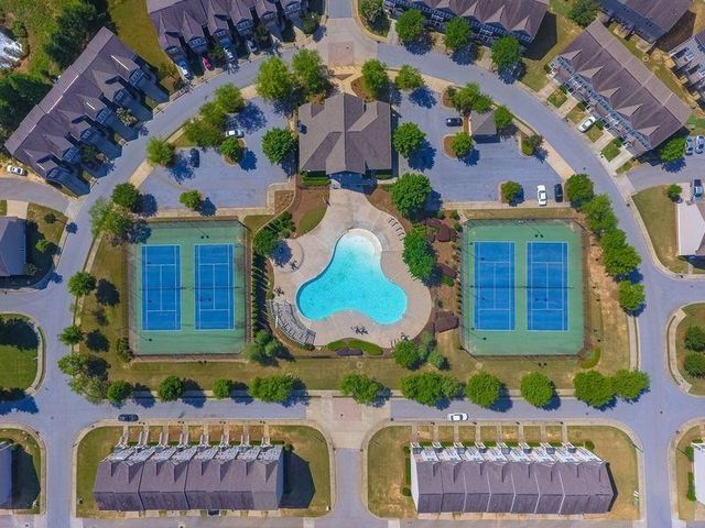 5855 Radford Loop, Fairburn, GA 30213