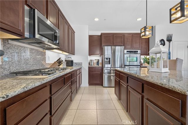 45936 Camino Rubi, Temecula, CA 92592