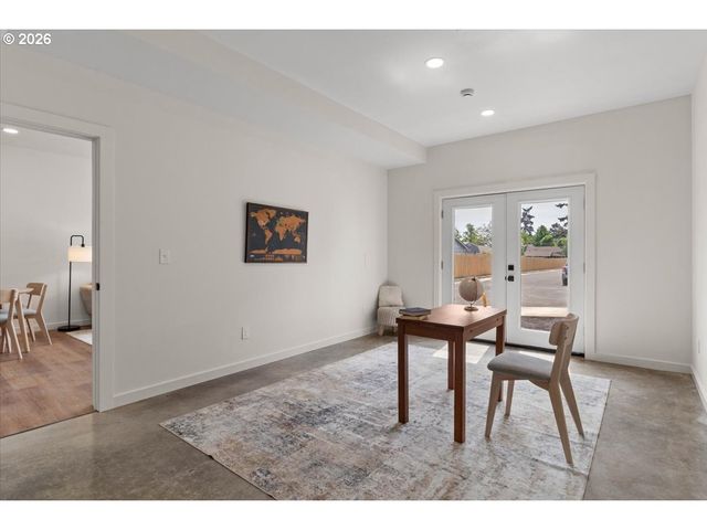 7725 Se Lambert St, Portland, OR 97206