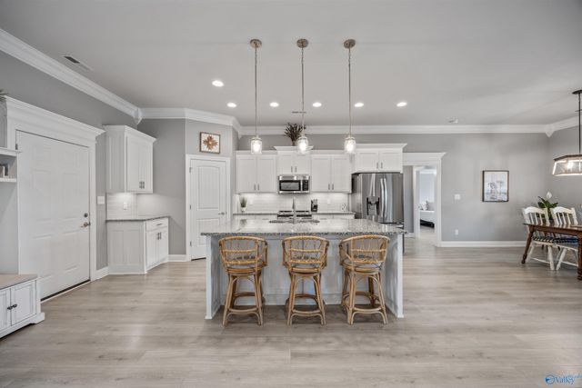 17067 Stonegate Drive, Athens, AL 35613