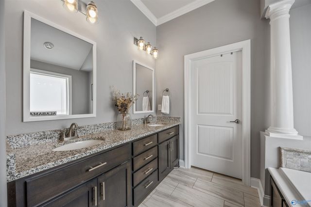 17067 Stonegate Drive, Athens, AL 35613