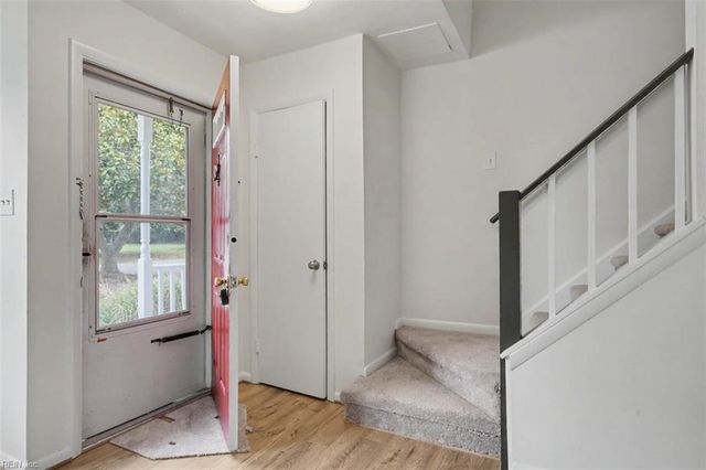 28 Bayview CT, Hampton, VA 23664