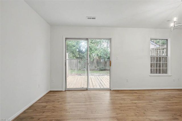 28 Bayview CT, Hampton, VA 23664