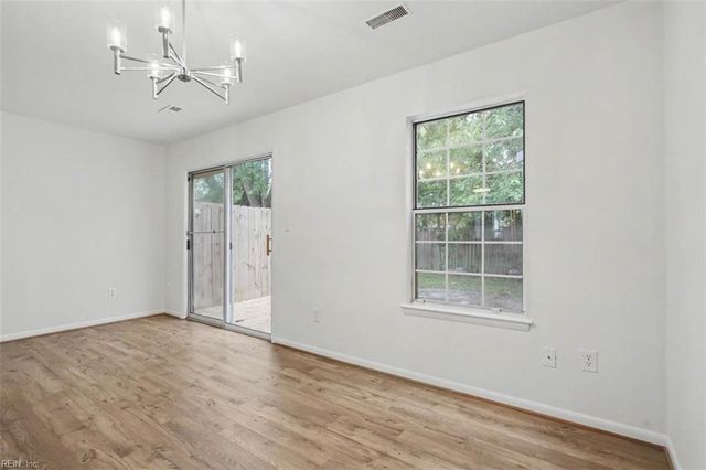 28 Bayview CT, Hampton, VA 23664