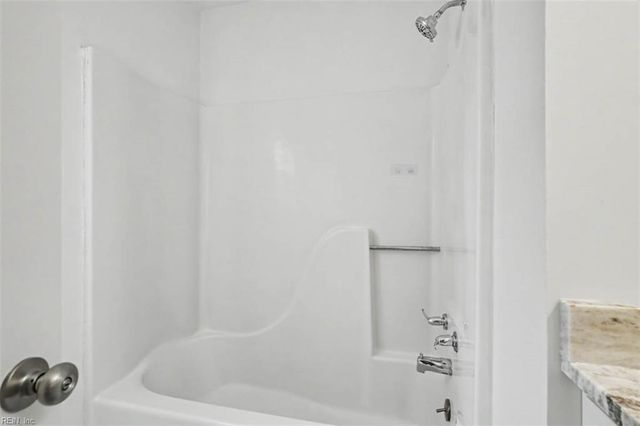 28 Bayview CT, Hampton, VA 23664