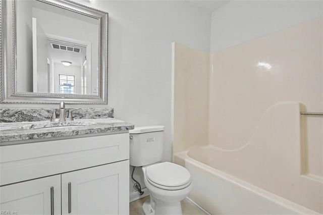28 Bayview CT, Hampton, VA 23664