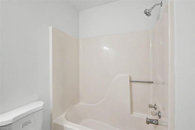 28 Bayview CT, Hampton, VA 23664
