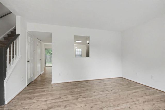 28 Bayview CT, Hampton, VA 23664