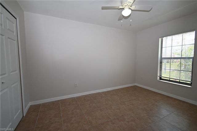 613 SE 14th ST, Cape Coral, FL 33990