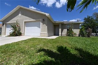 613 SE 14th ST, Cape Coral, FL 33990