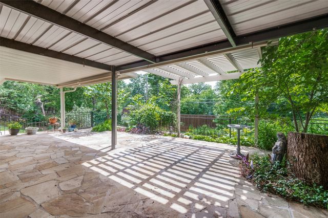 1506 Briarwood Boulevard, Arlington, TX 76013