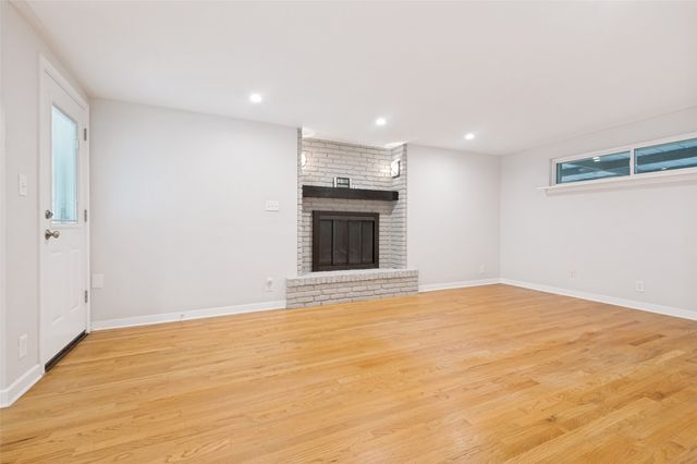 1506 Briarwood Boulevard, Arlington, TX 76013
