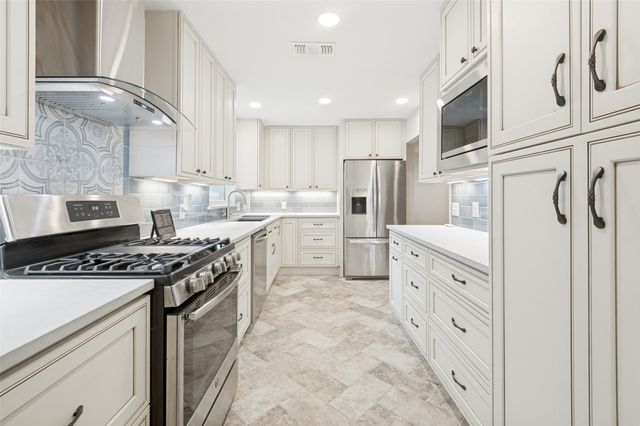 1506 Briarwood Boulevard, Arlington, TX 76013
