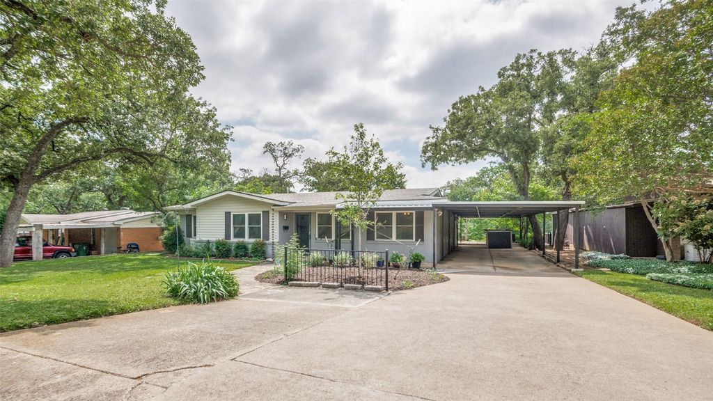 1506 Briarwood Boulevard, Arlington, TX 76013