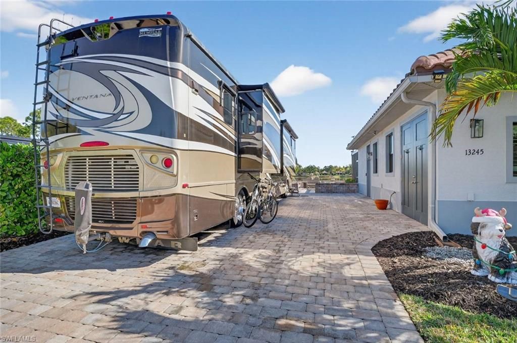 13245 Golden Palms CIR, Fort Myers, FL 33913