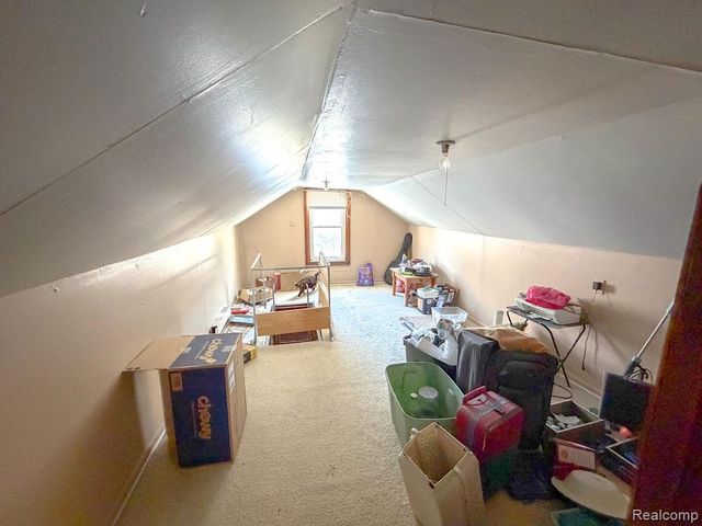 21018 Huron River Drive, Rockwood, MI 48173