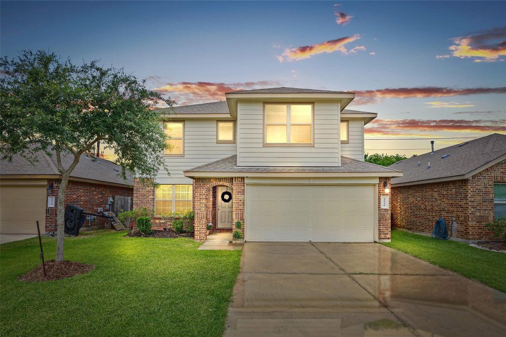 8026 Farthing Lane, Rosharon, TX 77583
