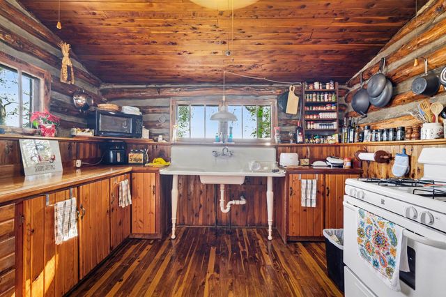159 Sunset Dr, Hendersonville, TN 37075