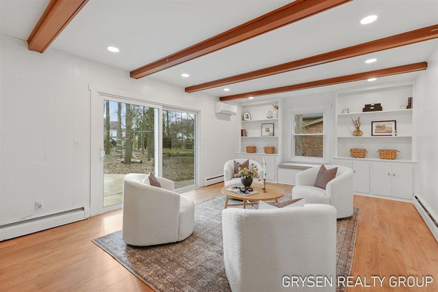 2735 Barfield Drive, Grand Rapids, MI 49546